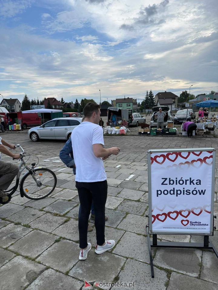 Koalicja Obywatelska zbiera podpisy [19.08.2023] - zdjęcie #16 - eOstroleka.pl