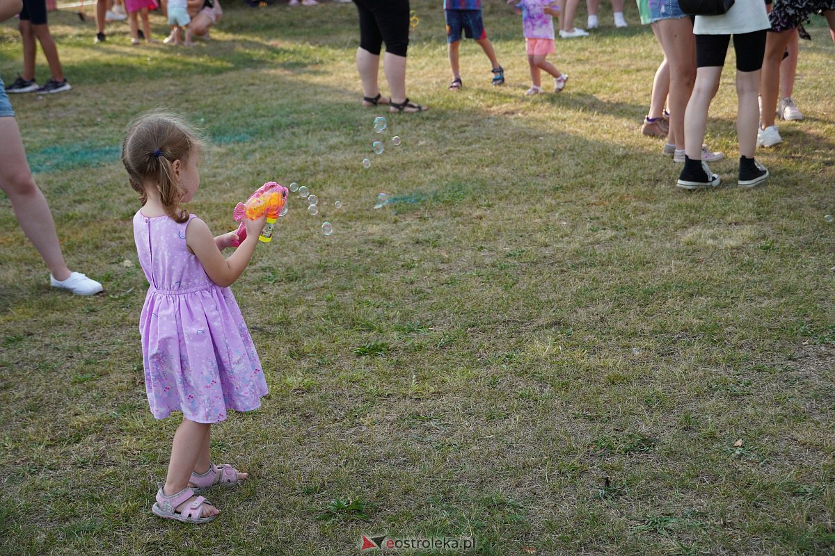 Festiwal Baniek Mydlanych i Kolorów [19.08.2023] - zdjęcie #54 - eOstroleka.pl