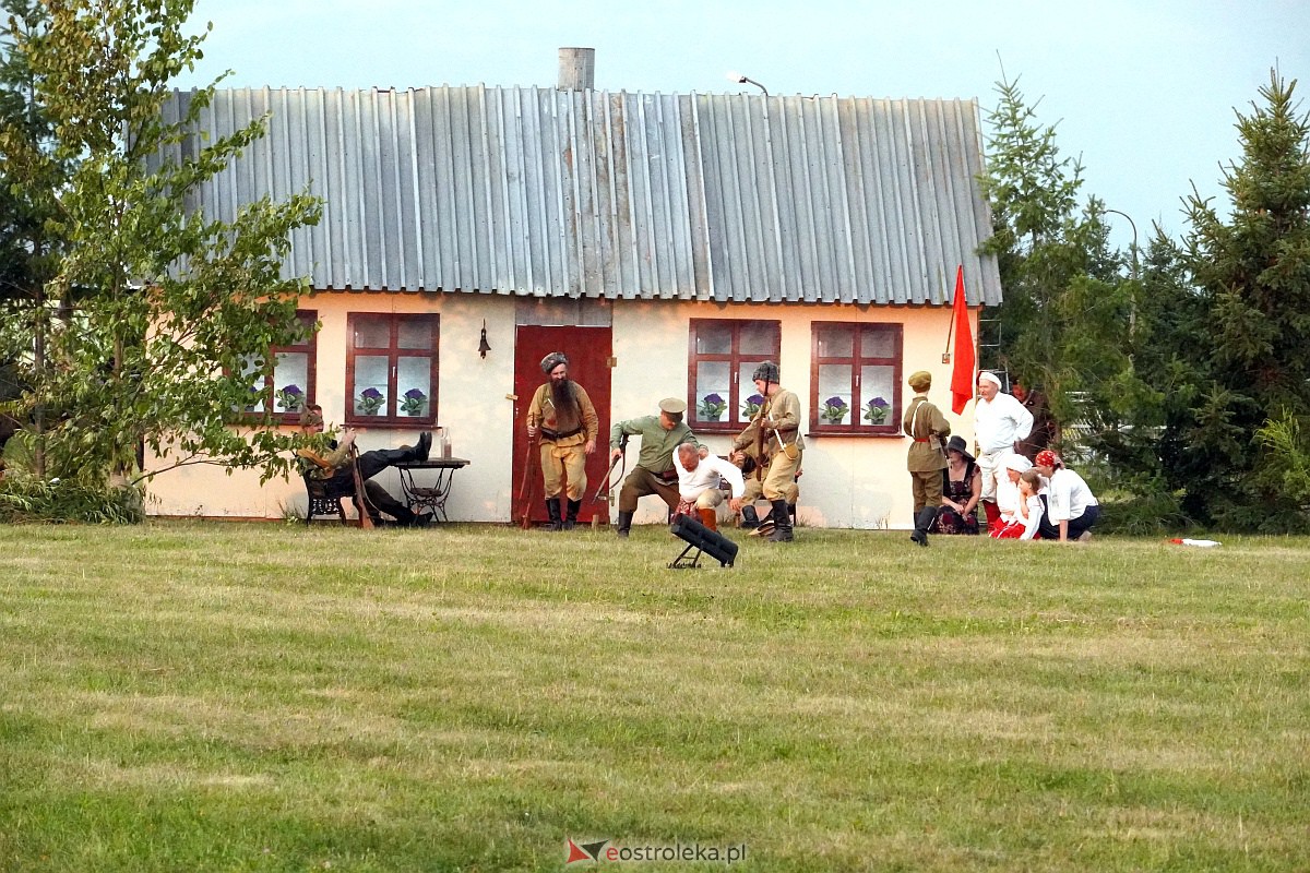 Bolszewika goń. Inscenizacja historyczna w Rzekuniu [19.08.2023] - zdjęcie #129 - eOstroleka.pl
