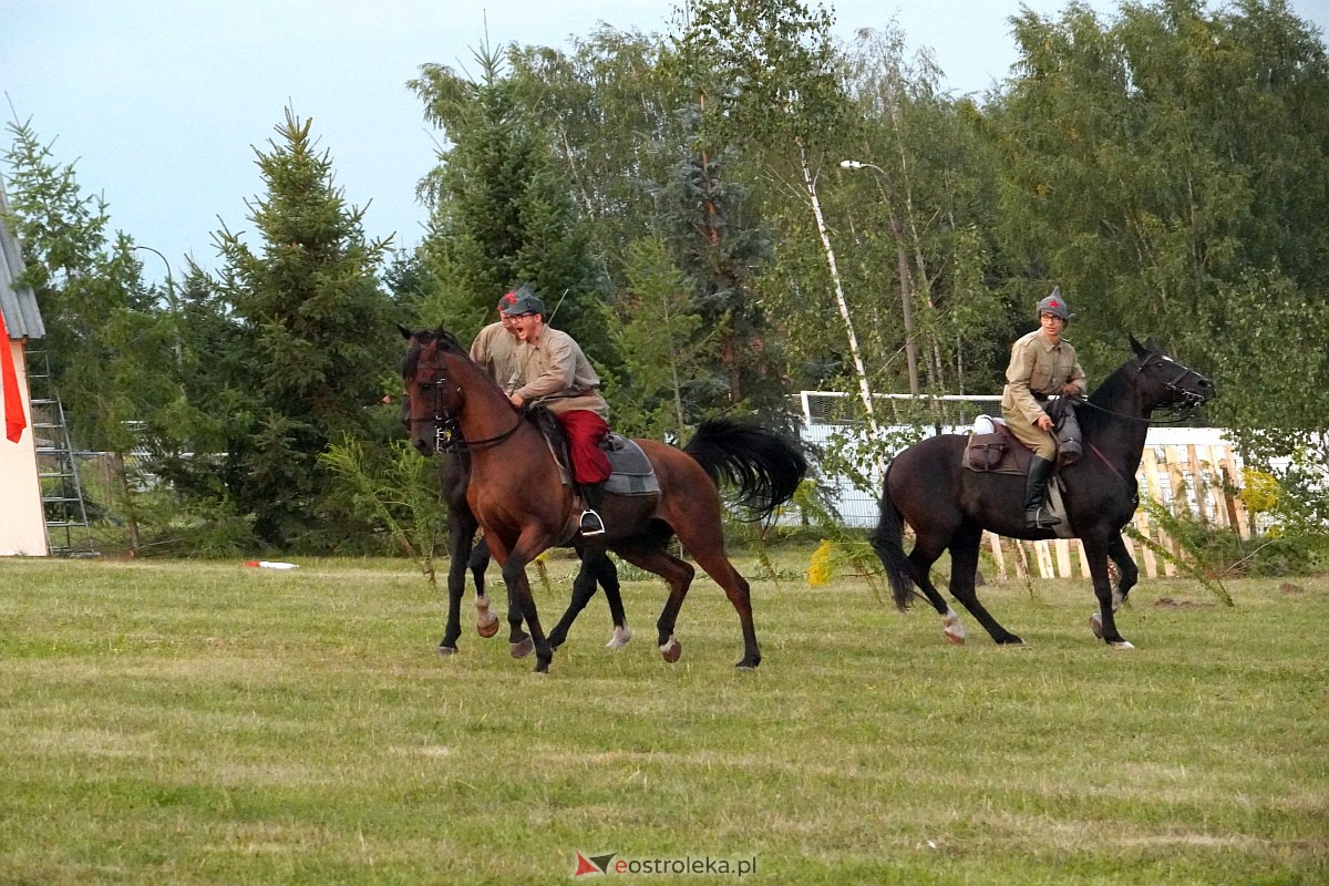 Bolszewika goń. Inscenizacja historyczna w Rzekuniu [19.08.2023] - zdjęcie #127 - eOstroleka.pl