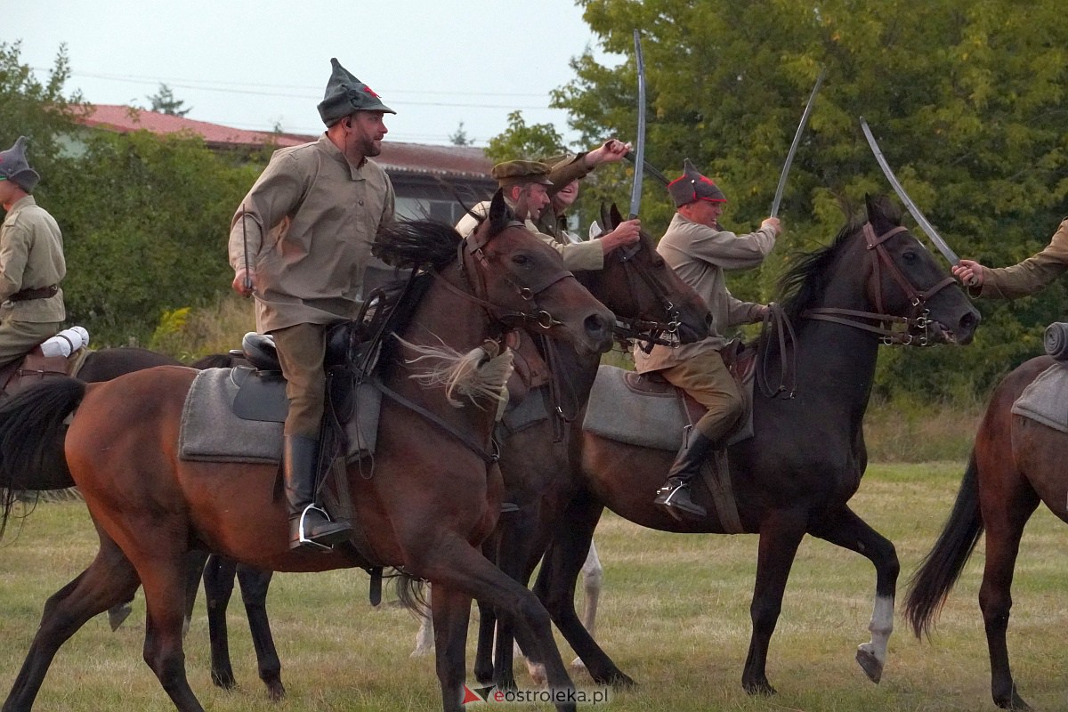 Bolszewika goń. Inscenizacja historyczna w Rzekuniu [19.08.2023] - zdjęcie #126 - eOstroleka.pl