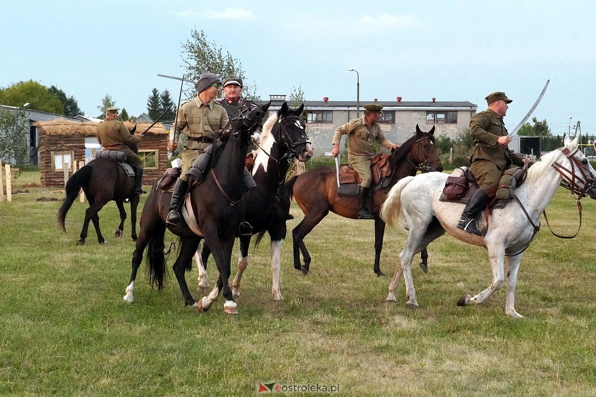Bolszewika goń. Inscenizacja historyczna w Rzekuniu [19.08.2023] - zdjęcie #120 - eOstroleka.pl