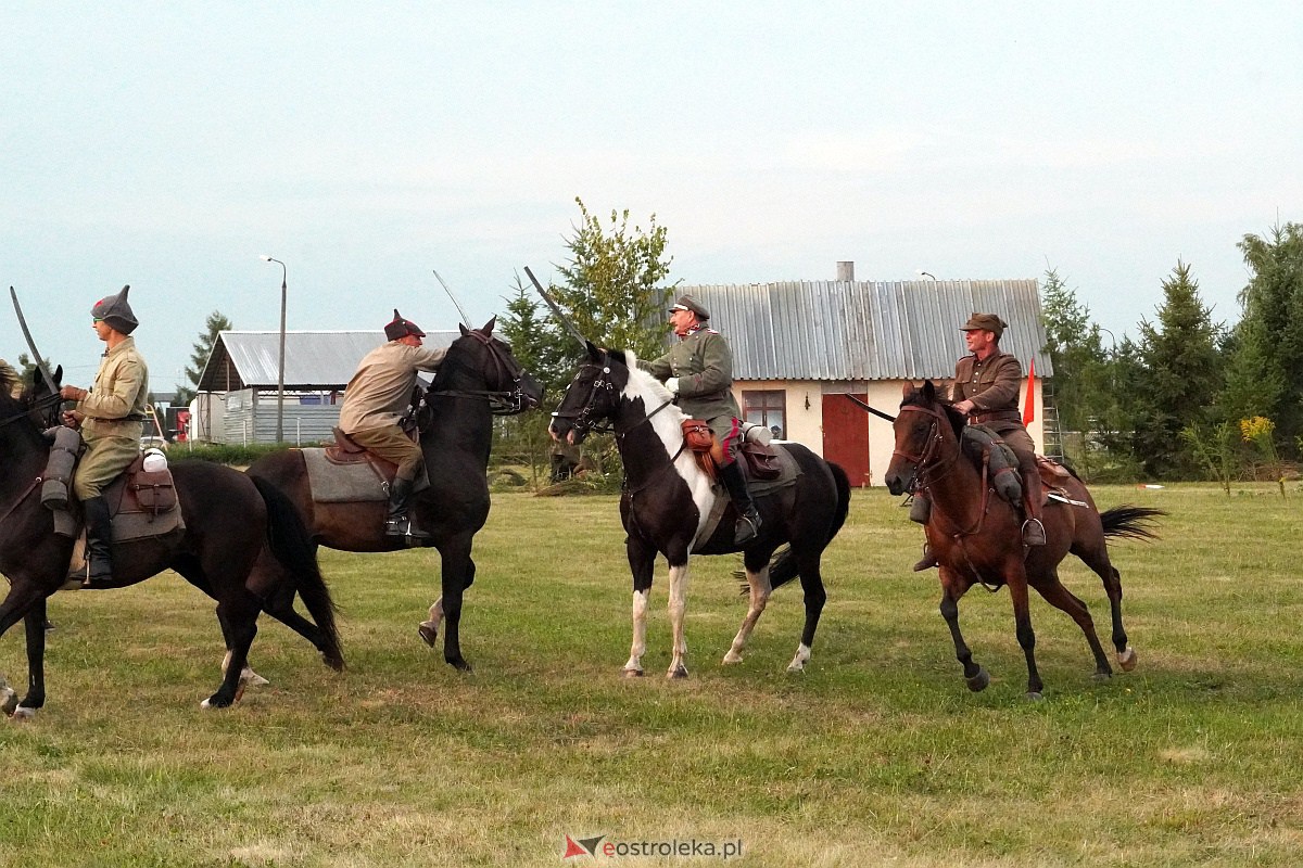 Bolszewika goń. Inscenizacja historyczna w Rzekuniu [19.08.2023] - zdjęcie #118 - eOstroleka.pl