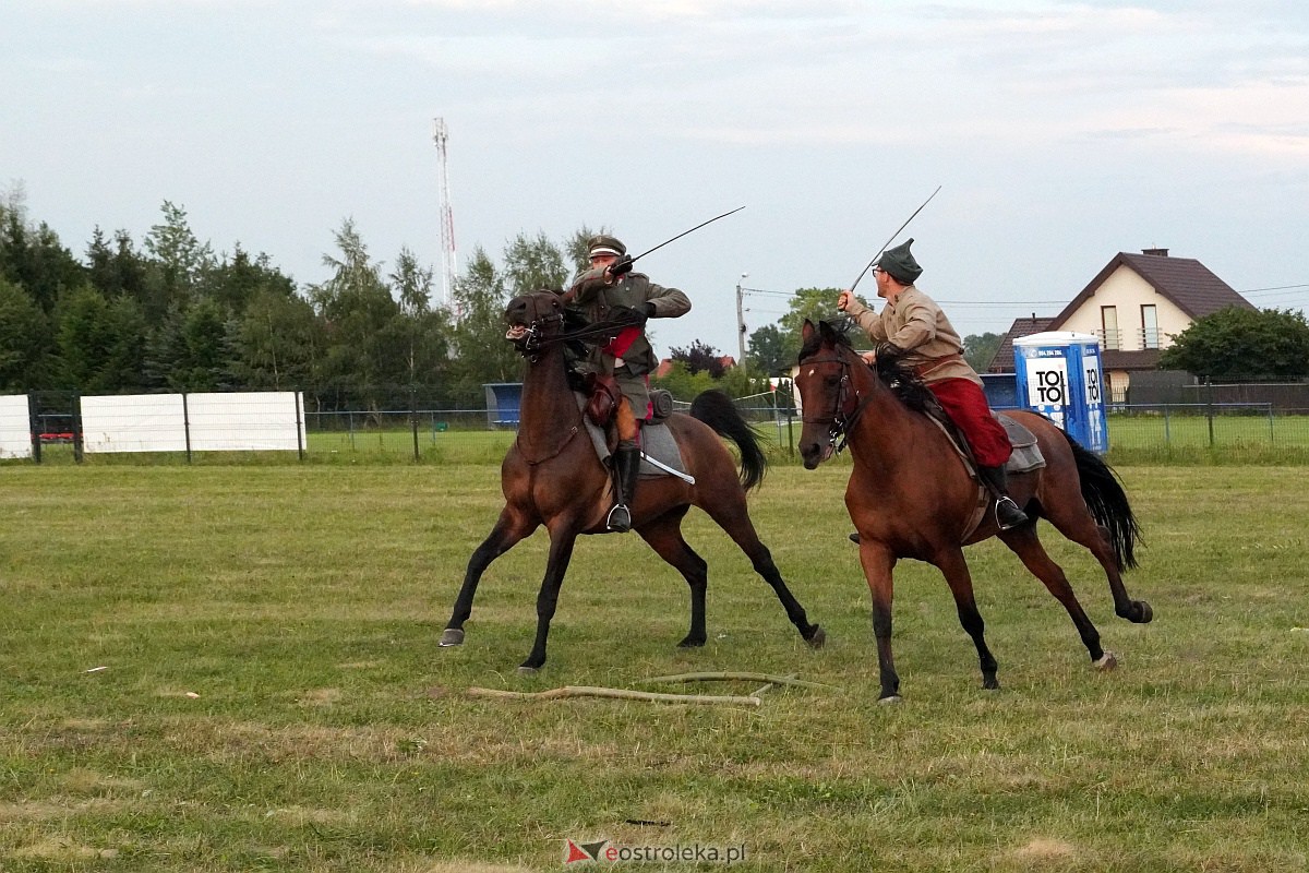 Bolszewika goń. Inscenizacja historyczna w Rzekuniu [19.08.2023] - zdjęcie #111 - eOstroleka.pl