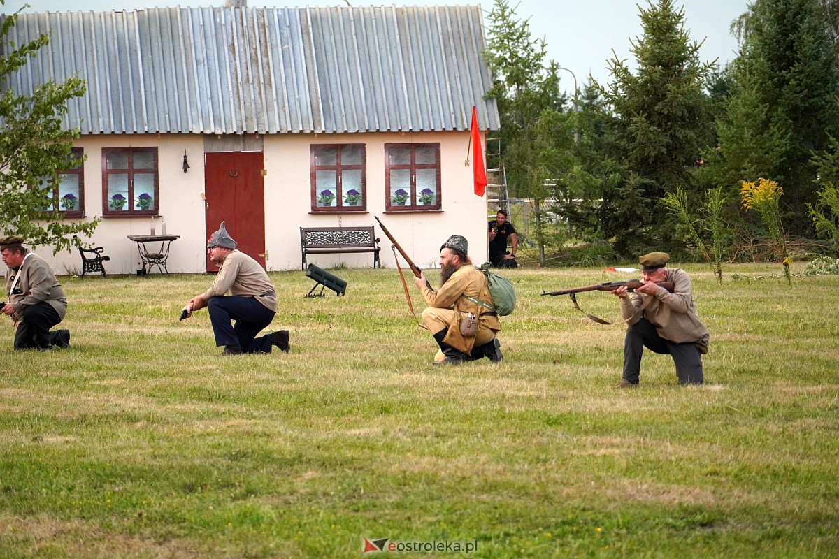 Bolszewika goń. Inscenizacja historyczna w Rzekuniu [19.08.2023] - zdjęcie #85 - eOstroleka.pl