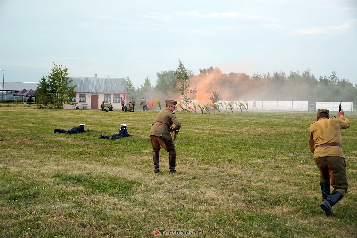 Bolszewika goń. Inscenizacja historyczna w Rzekuniu [19.08.2023] - zdjęcie #65 - eOstroleka.pl