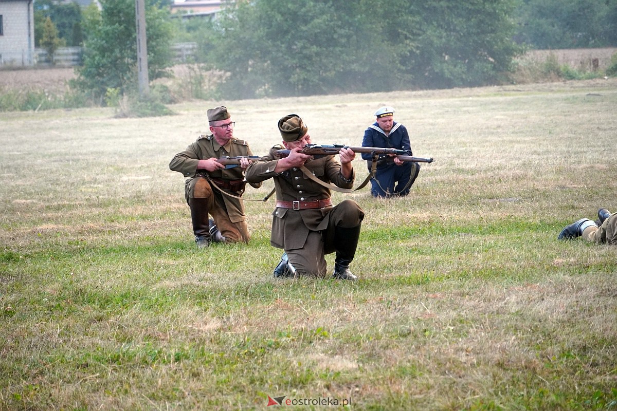 Bolszewika goń. Inscenizacja historyczna w Rzekuniu [19.08.2023] - zdjęcie #41 - eOstroleka.pl