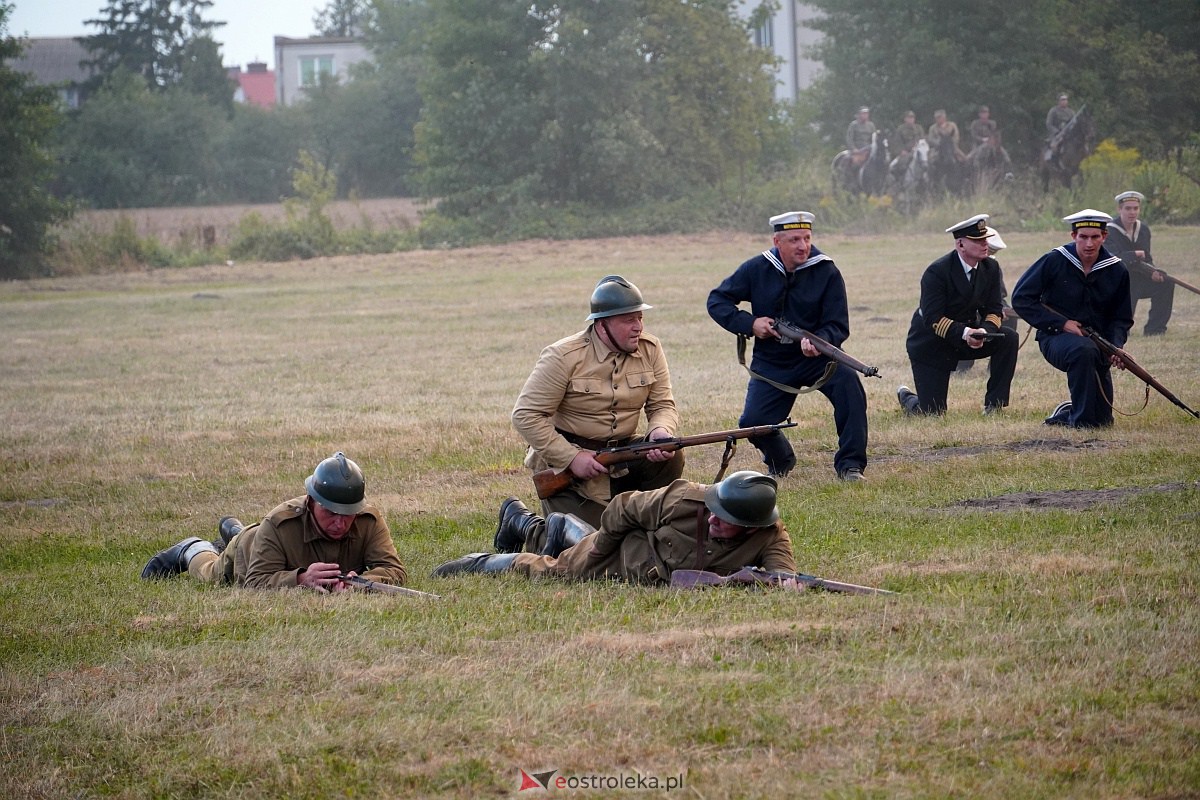 Bolszewika goń. Inscenizacja historyczna w Rzekuniu [19.08.2023] - zdjęcie #40 - eOstroleka.pl