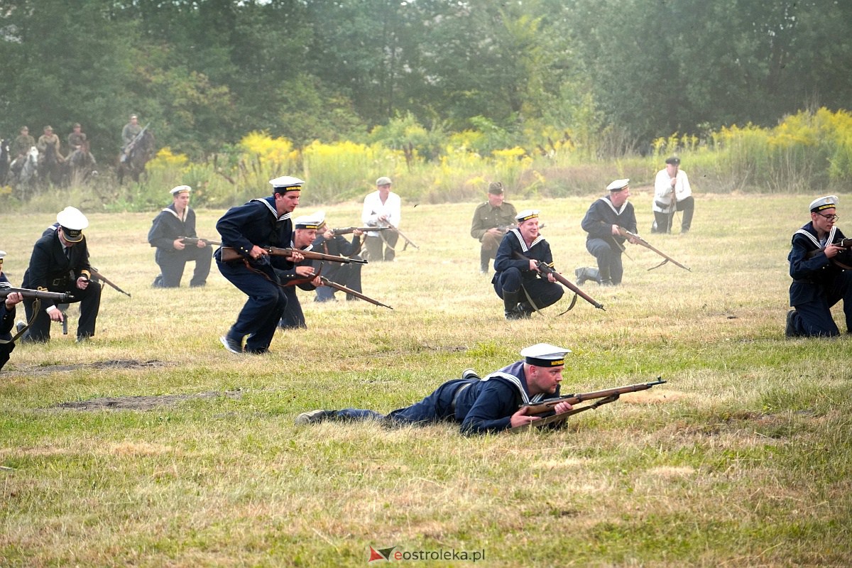 Bolszewika goń. Inscenizacja historyczna w Rzekuniu [19.08.2023] - zdjęcie #39 - eOstroleka.pl