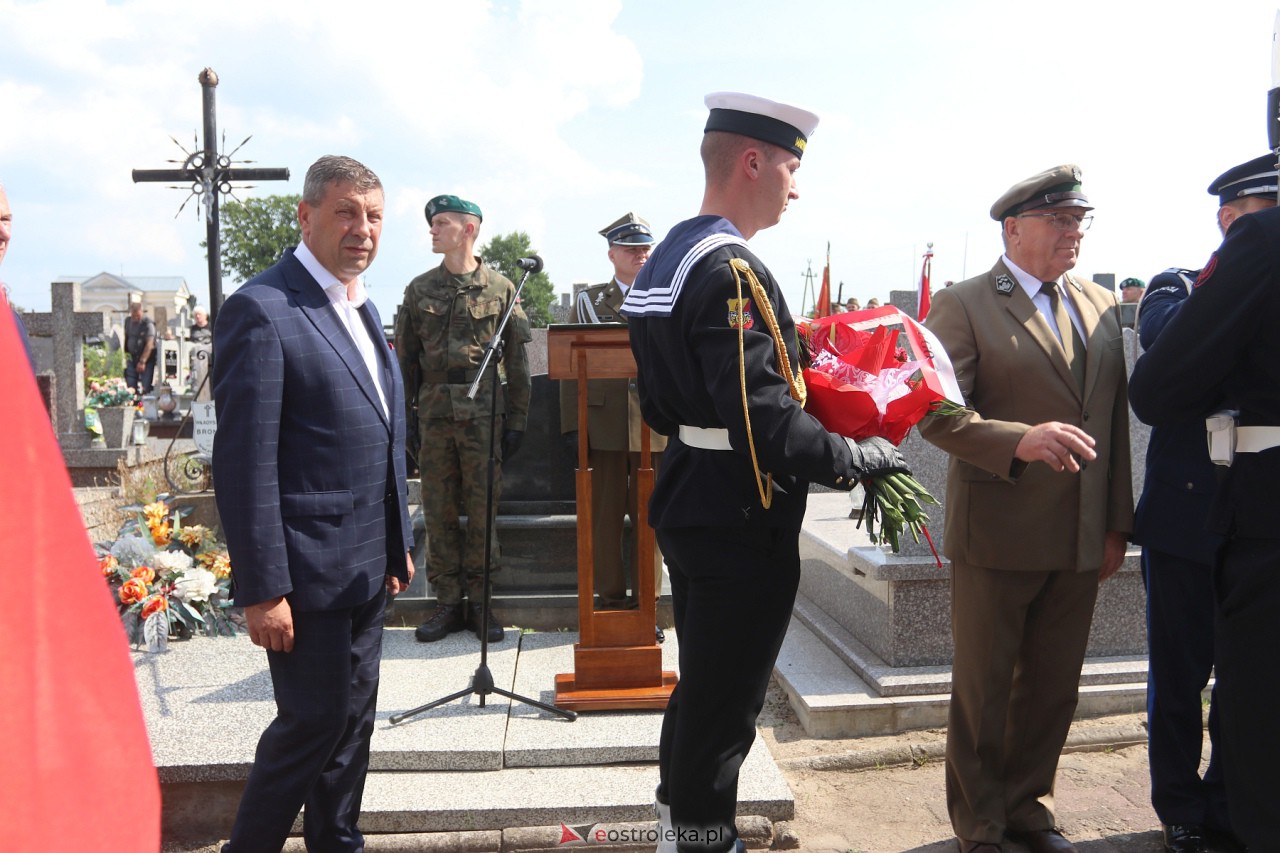 Uroczystości patriotyczne w Rzekuniu [20.08.2023] - zdjęcie #15 - eOstroleka.pl