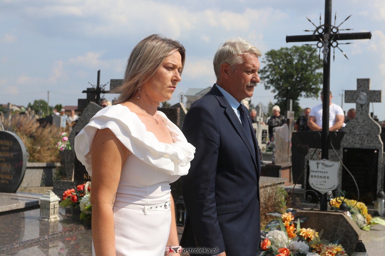 Uroczystości patriotyczne w Rzekuniu [20.08.2023] - zdjęcie #6 - eOstroleka.pl