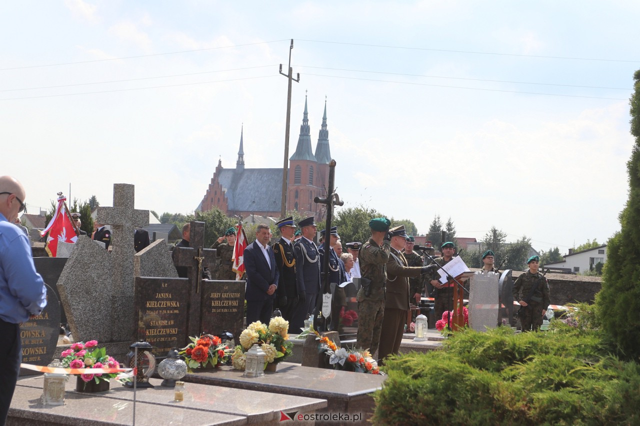 Uroczystości patriotyczne w Rzekuniu [20.08.2023] - zdjęcie #5 - eOstroleka.pl