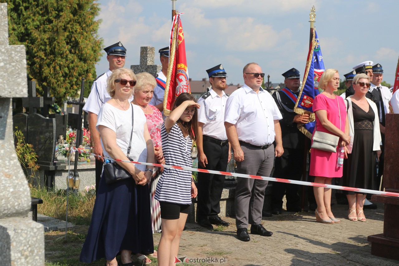 Uroczystości patriotyczne w Rzekuniu [20.08.2023] - zdjęcie #2 - eOstroleka.pl