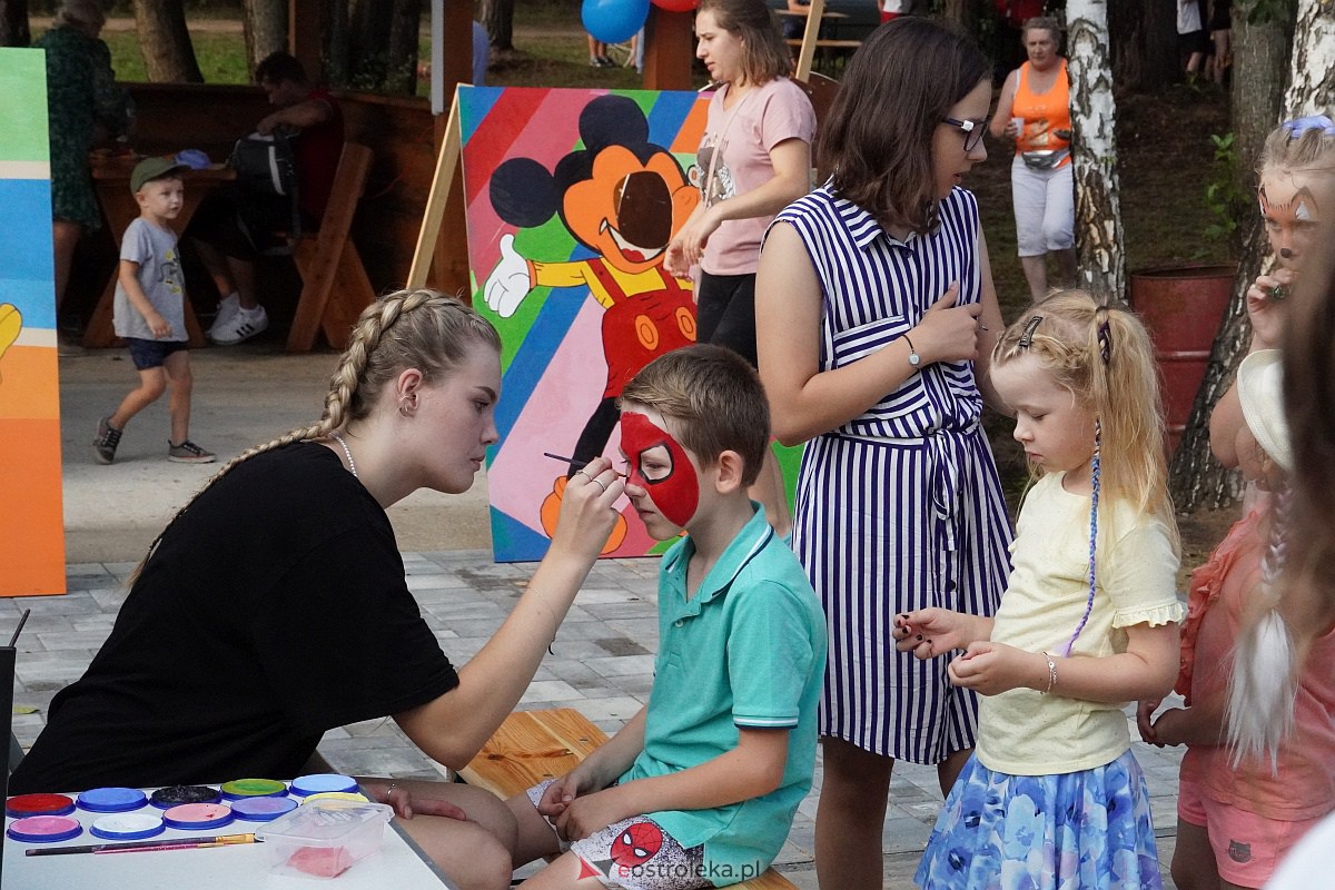 Potańcówka Odpustowa w Kurpiach Dworskich [20.08.2023] - zdjęcie #128 - eOstroleka.pl