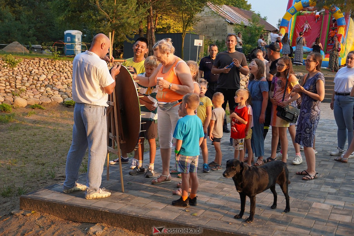 Potańcówka Odpustowa w Kurpiach Dworskich [20.08.2023] - zdjęcie #84 - eOstroleka.pl