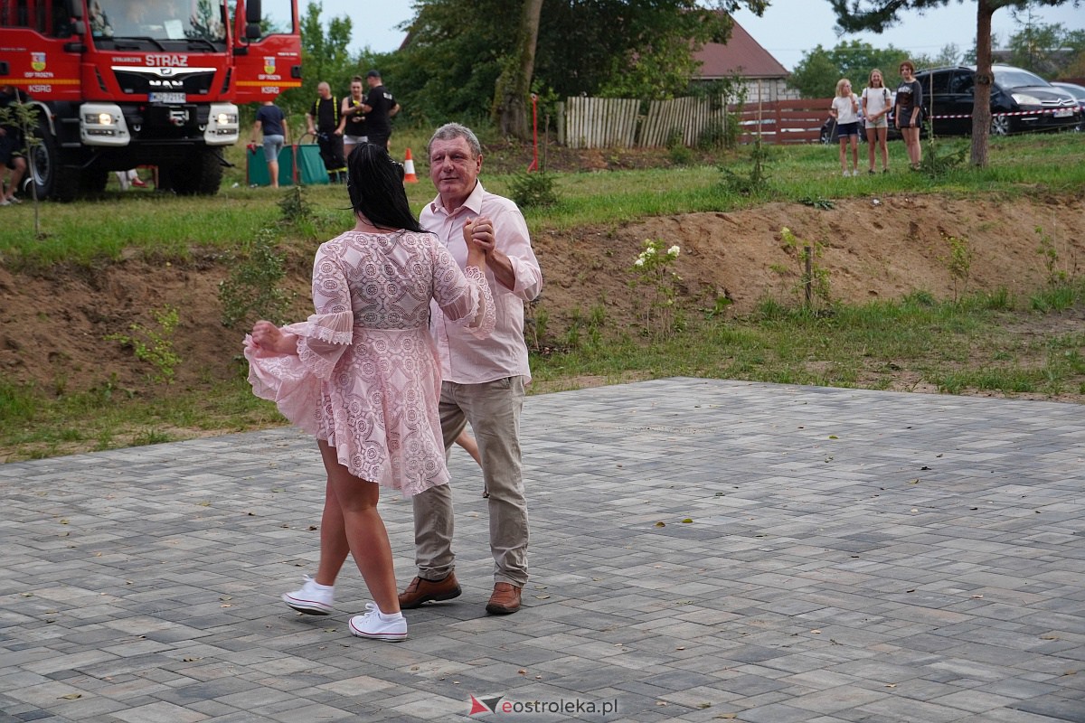 Potańcówka Odpustowa w Kurpiach Dworskich [20.08.2023] - zdjęcie #75 - eOstroleka.pl