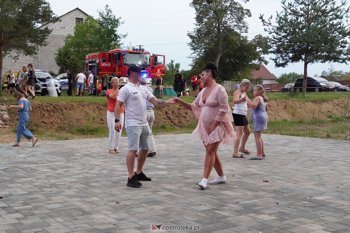 Potańcówka Odpustowa w Kurpiach Dworskich [20.08.2023] - zdjęcie #71 - eOstroleka.pl
