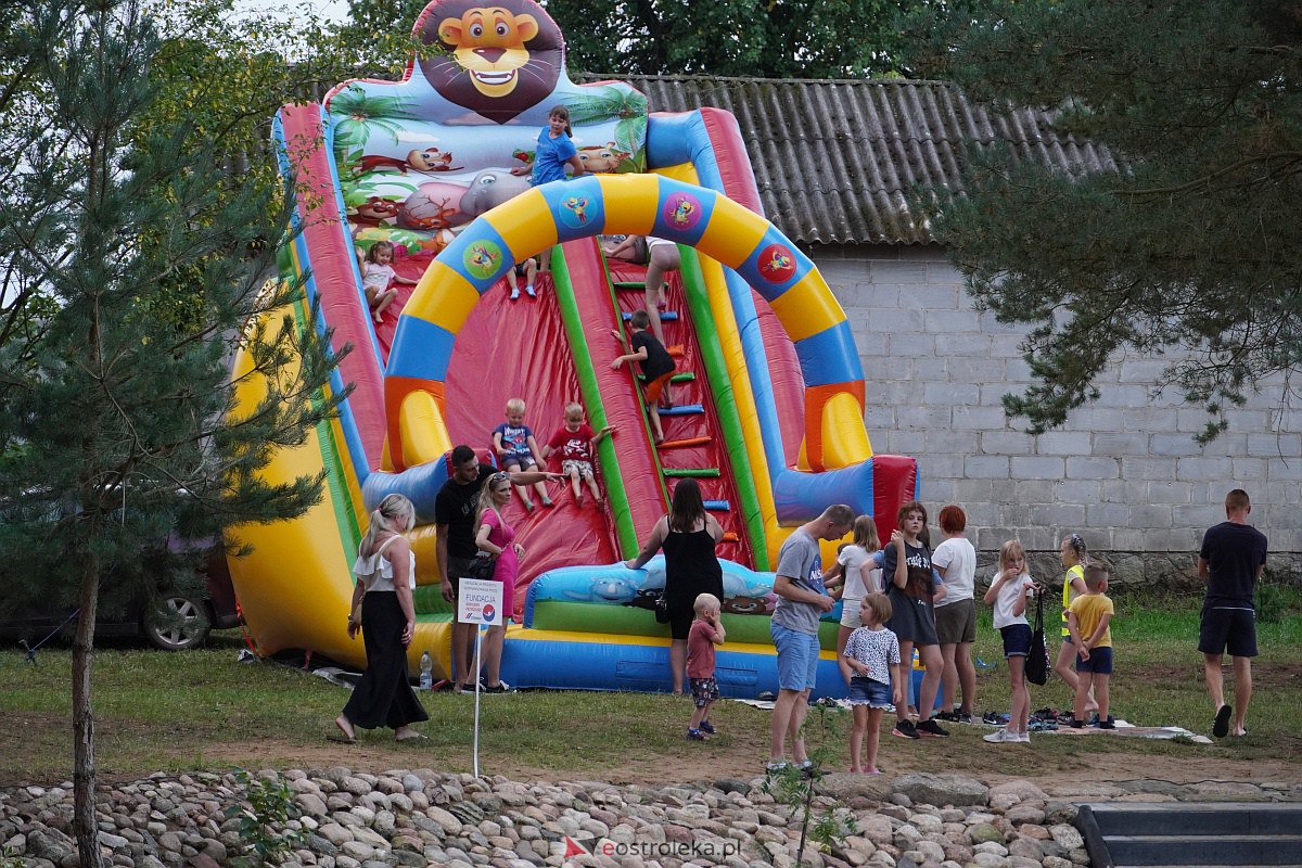 Potańcówka Odpustowa w Kurpiach Dworskich [20.08.2023] - zdjęcie #69 - eOstroleka.pl