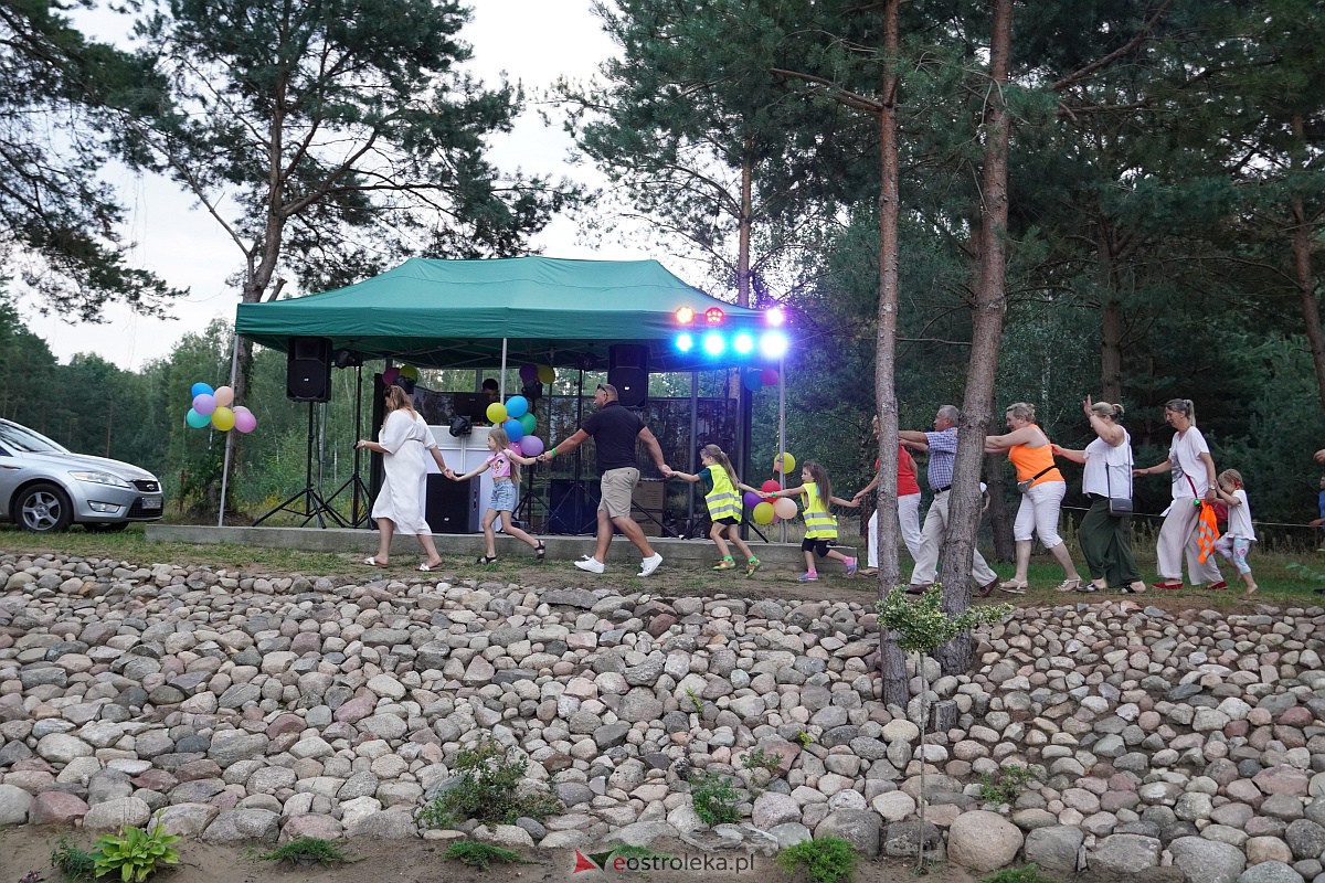 Potańcówka Odpustowa w Kurpiach Dworskich [20.08.2023] - zdjęcie #60 - eOstroleka.pl