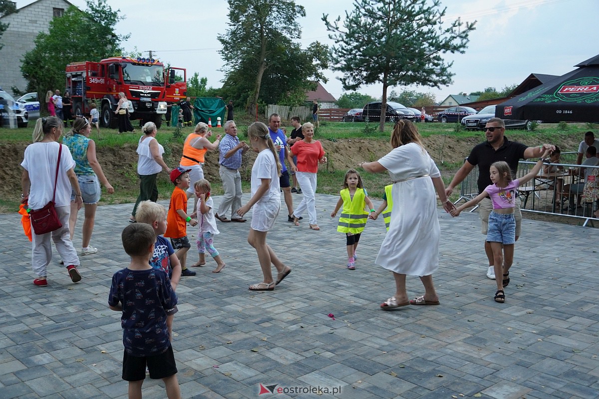 Potańcówka Odpustowa w Kurpiach Dworskich [20.08.2023] - zdjęcie #55 - eOstroleka.pl