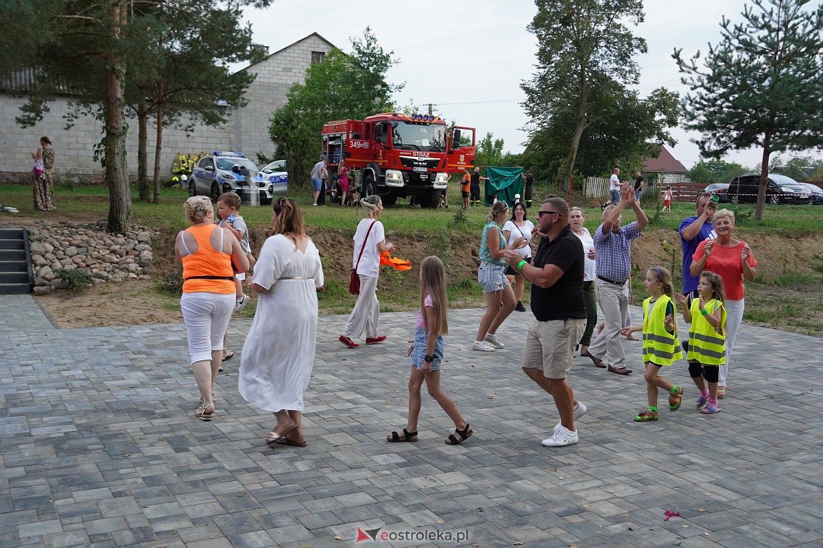 Potańcówka Odpustowa w Kurpiach Dworskich [20.08.2023] - zdjęcie #46 - eOstroleka.pl