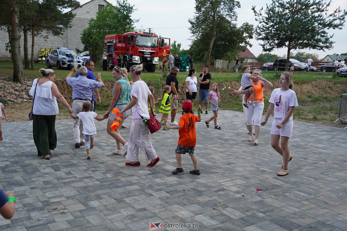 Potańcówka Odpustowa w Kurpiach Dworskich [20.08.2023] - zdjęcie #43 - eOstroleka.pl
