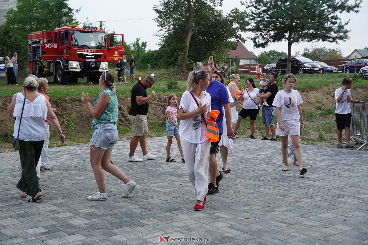 Potańcówka Odpustowa w Kurpiach Dworskich [20.08.2023] - zdjęcie #38 - eOstroleka.pl