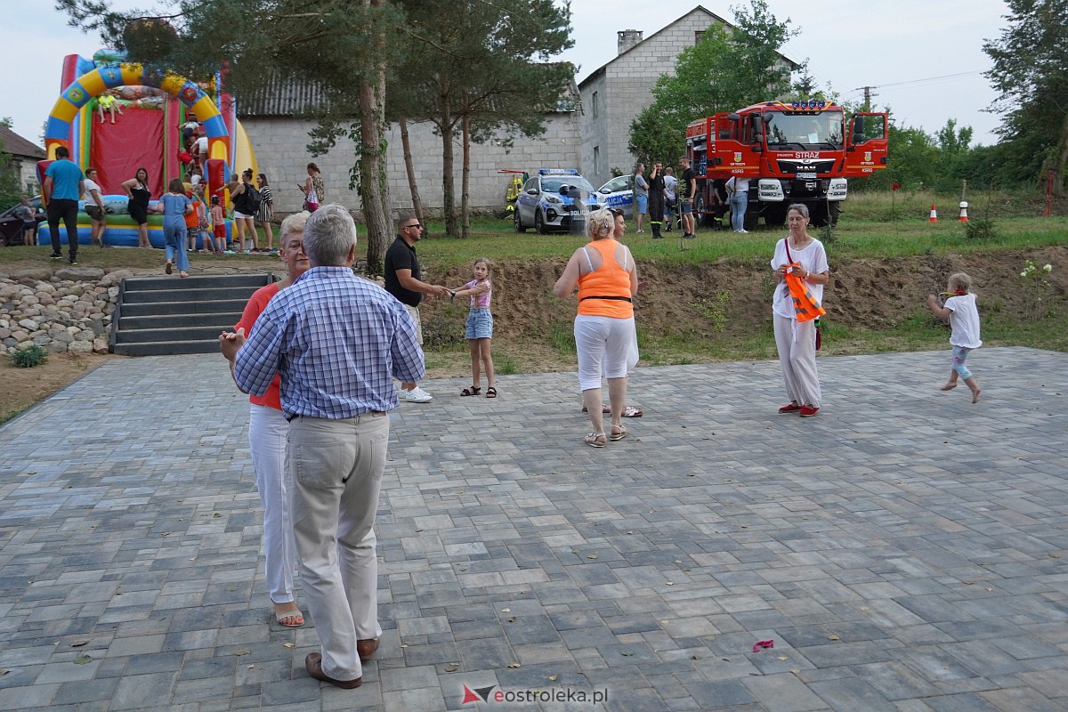 Potańcówka Odpustowa w Kurpiach Dworskich [20.08.2023] - zdjęcie #34 - eOstroleka.pl