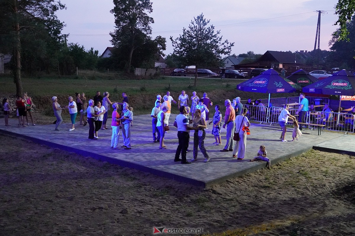 Potańcówka Odpustowa w Kurpiach Dworskich [20.08.2023] - zdjęcie #23 - eOstroleka.pl
