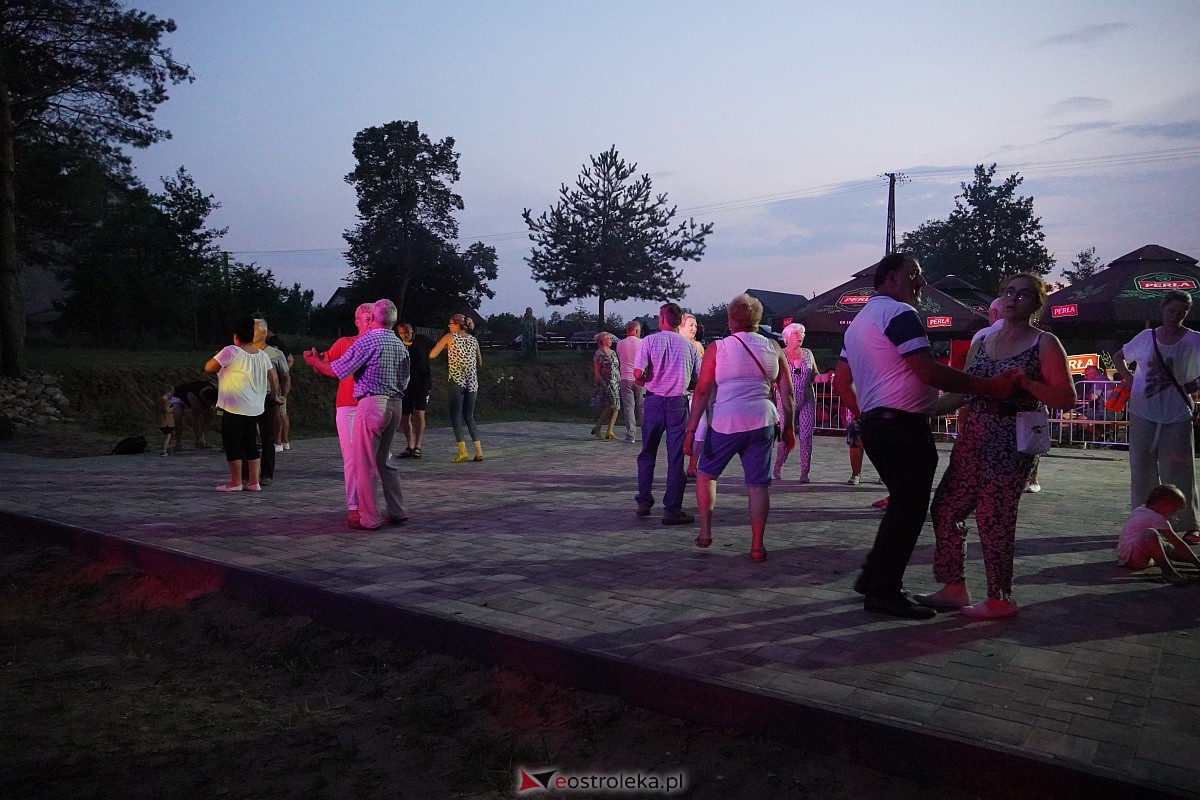 Potańcówka Odpustowa w Kurpiach Dworskich [20.08.2023] - zdjęcie #19 - eOstroleka.pl