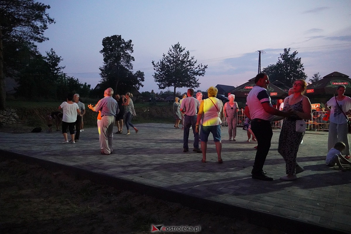 Potańcówka Odpustowa w Kurpiach Dworskich [20.08.2023] - zdjęcie #18 - eOstroleka.pl