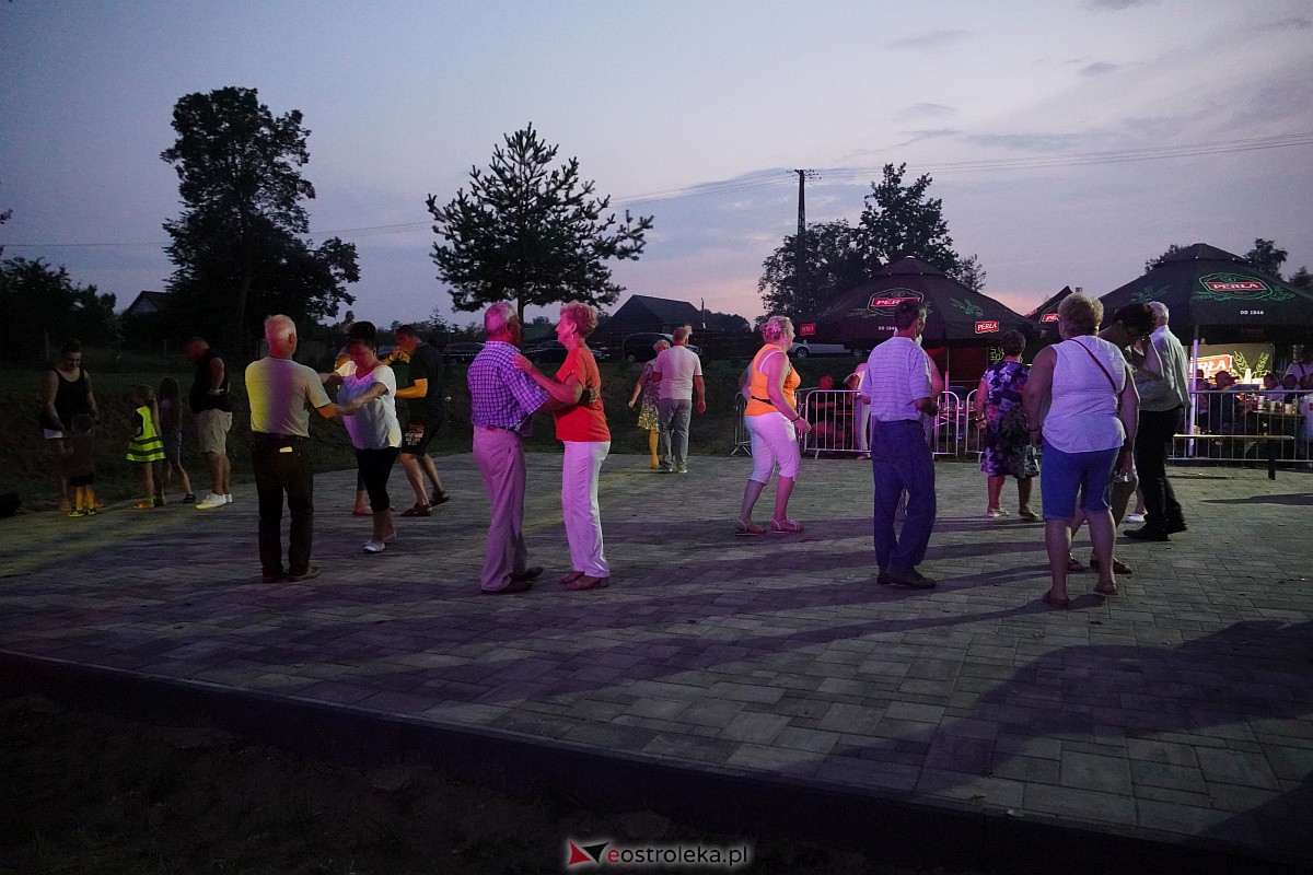 Potańcówka Odpustowa w Kurpiach Dworskich [20.08.2023] - zdjęcie #15 - eOstroleka.pl