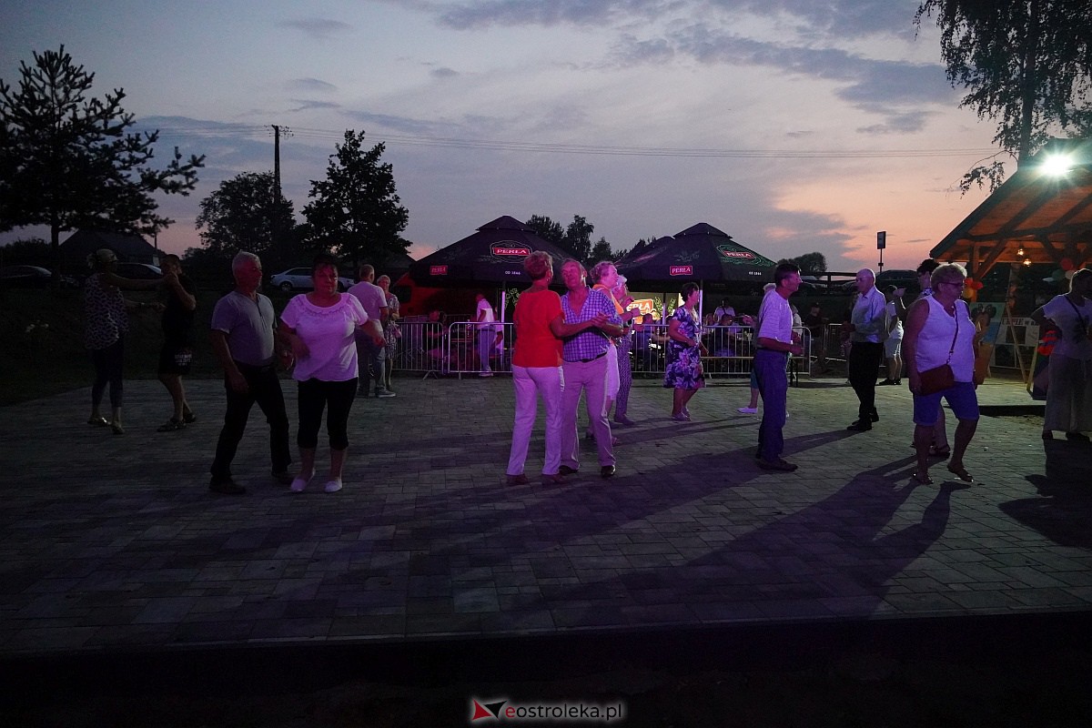 Potańcówka Odpustowa w Kurpiach Dworskich [20.08.2023] - zdjęcie #10 - eOstroleka.pl