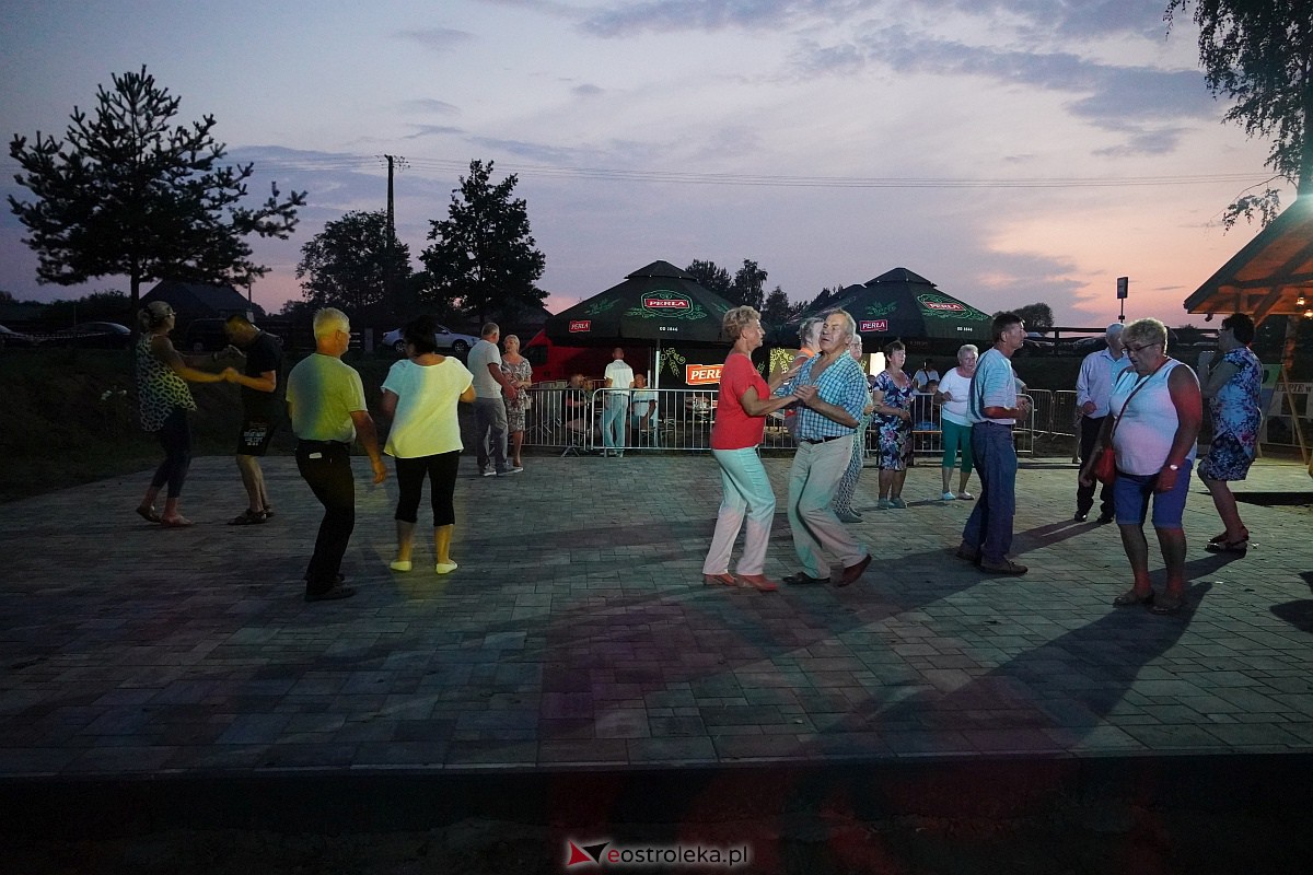 Potańcówka Odpustowa w Kurpiach Dworskich [20.08.2023] - zdjęcie #7 - eOstroleka.pl