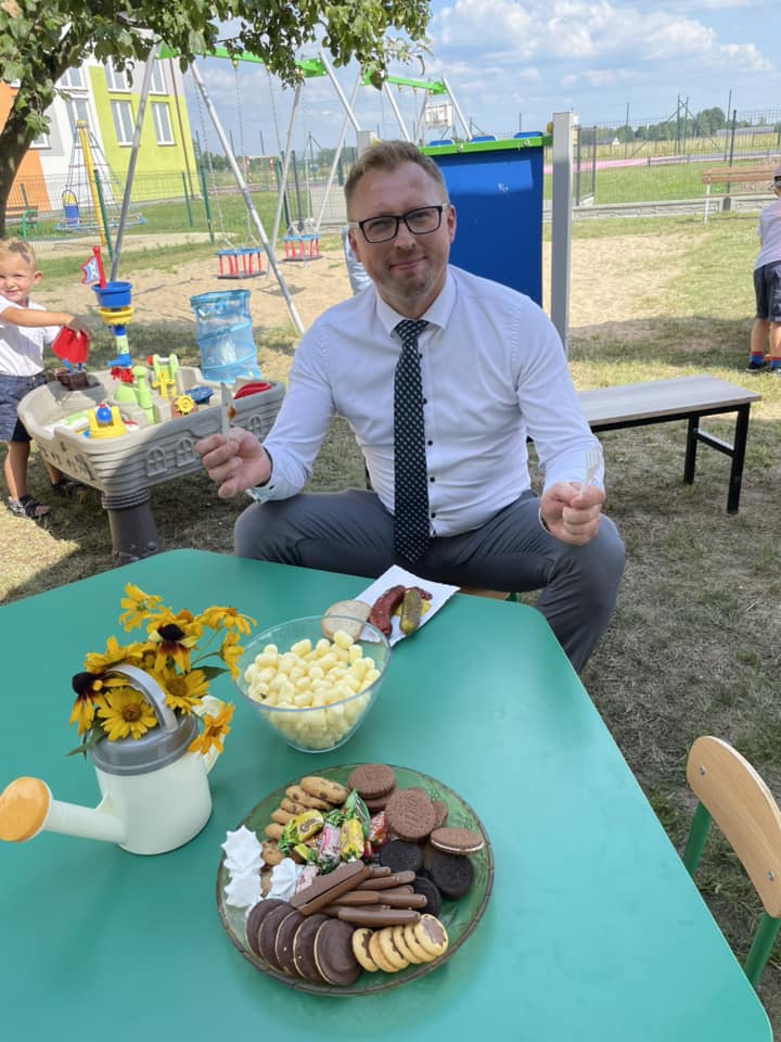 Piknik na pożegnanie absolwentów gminnego Żłobka w Surowem - zdjęcie #35 - eOstroleka.pl