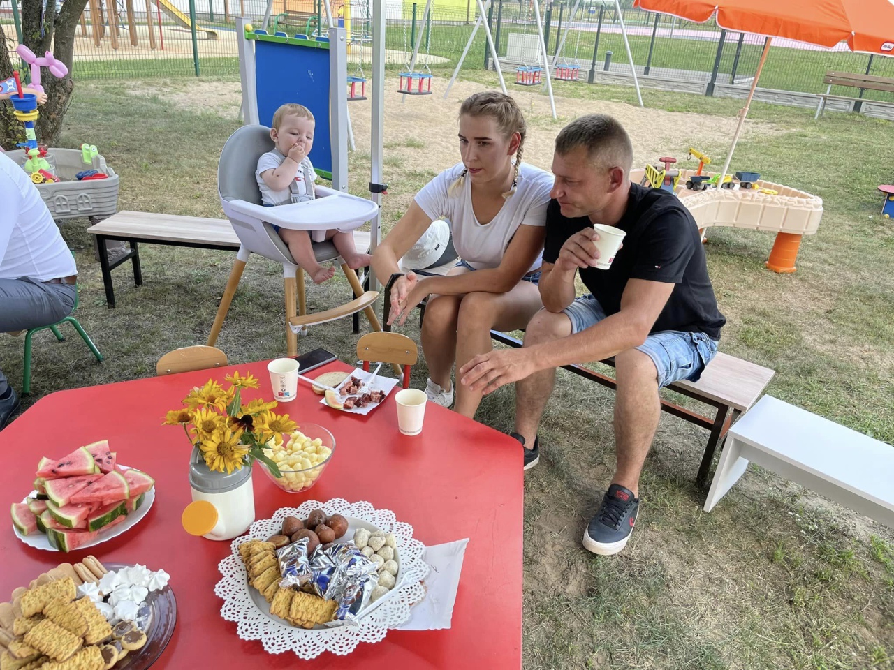 Piknik na pożegnanie absolwentów gminnego Żłobka w Surowem - zdjęcie #33 - eOstroleka.pl