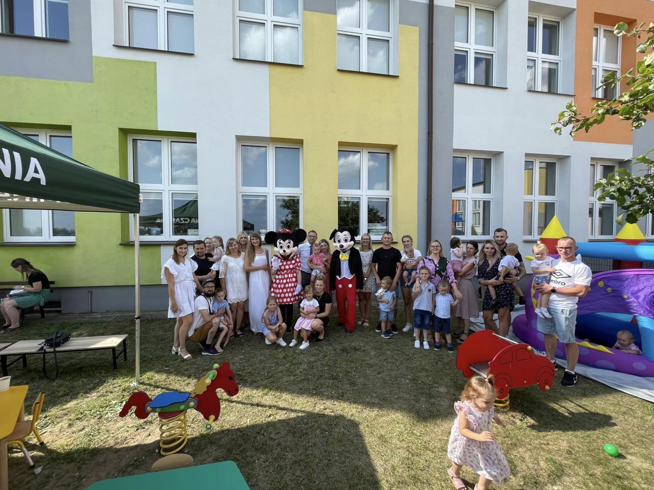 Piknik na pożegnanie absolwentów gminnego Żłobka w Surowem - zdjęcie #28 - eOstroleka.pl
