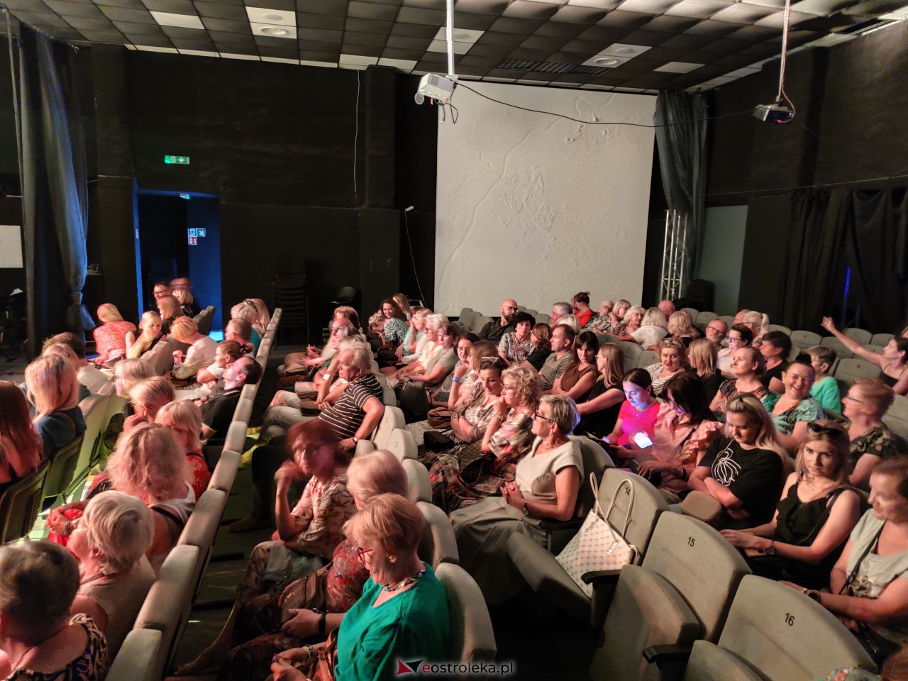 LUIS NUBIOLA & LOS CUBANIOTOS w Multimedialnym Centrum Natura [24.08.2023] - zdjęcie #29 - eOstroleka.pl