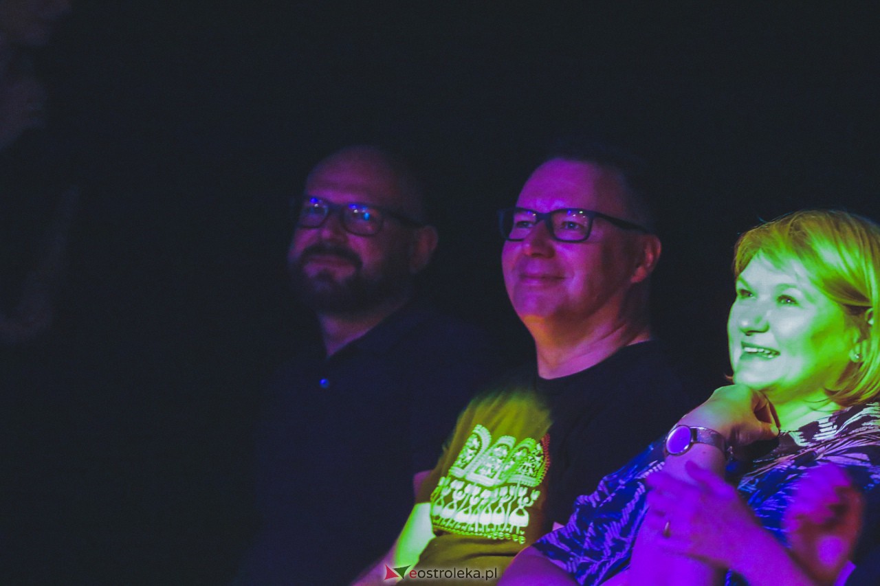 LUIS NUBIOLA & LOS CUBANIOTOS w Multimedialnym Centrum Natura [24.08.2023] - zdjęcie #13 - eOstroleka.pl