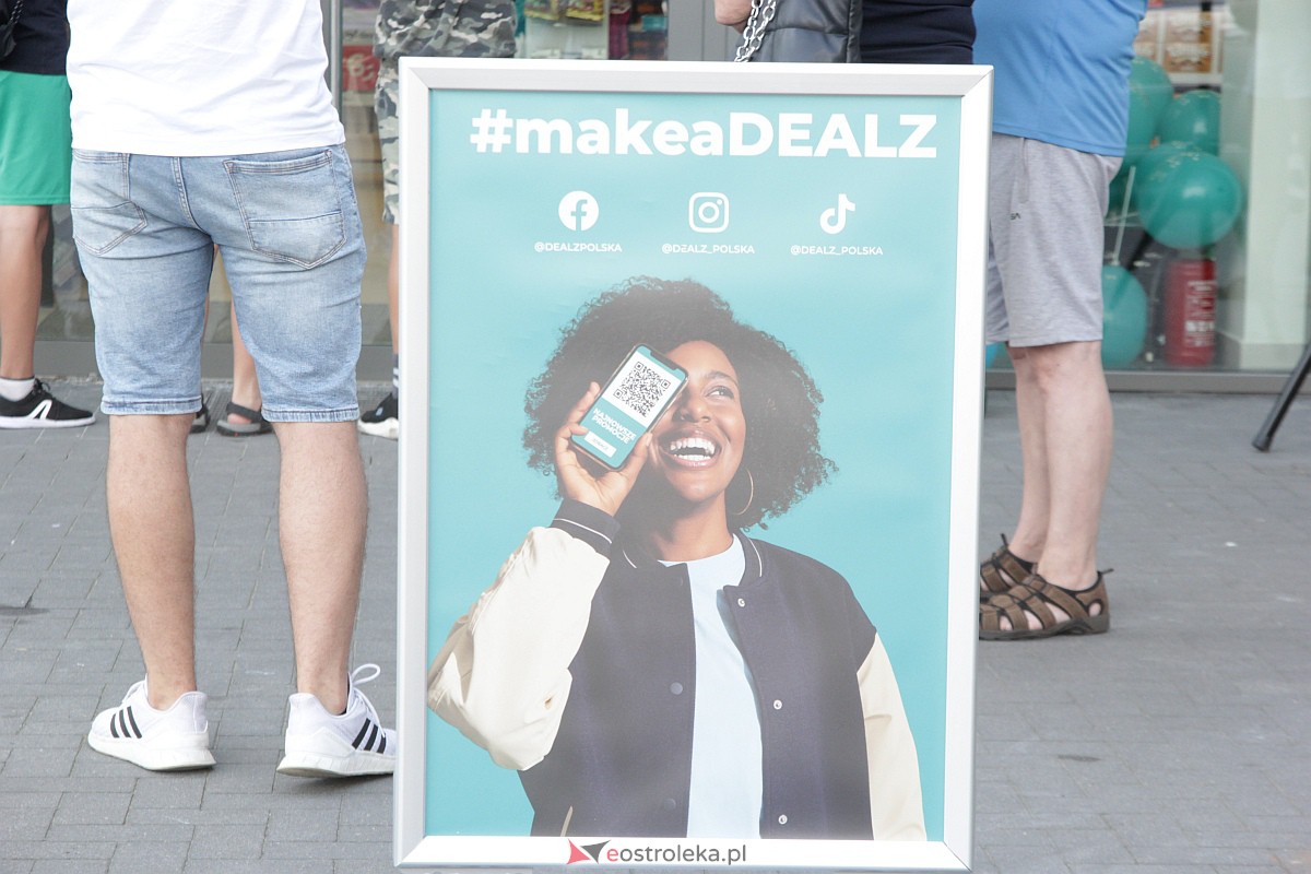 Wielkie otwarcie sklepu Dealz w Ostrołęce! [25.08.2023] - zdjęcie #22 - eOstroleka.pl