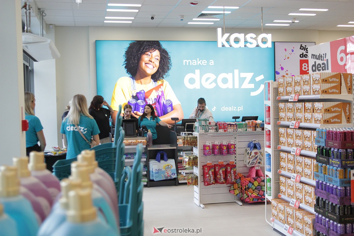 Wielkie otwarcie sklepu Dealz w Ostrołęce! [25.08.2023] - zdjęcie #19 - eOstroleka.pl