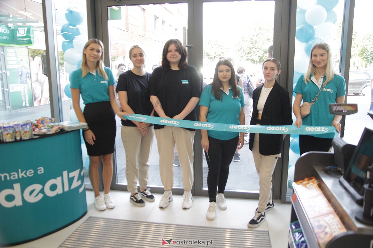 Wielkie otwarcie sklepu Dealz w Ostrołęce! [25.08.2023] - zdjęcie #18 - eOstroleka.pl