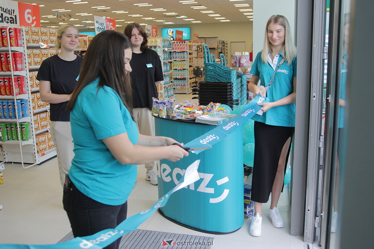 Wielkie otwarcie sklepu Dealz w Ostrołęce! [25.08.2023] - zdjęcie #15 - eOstroleka.pl
