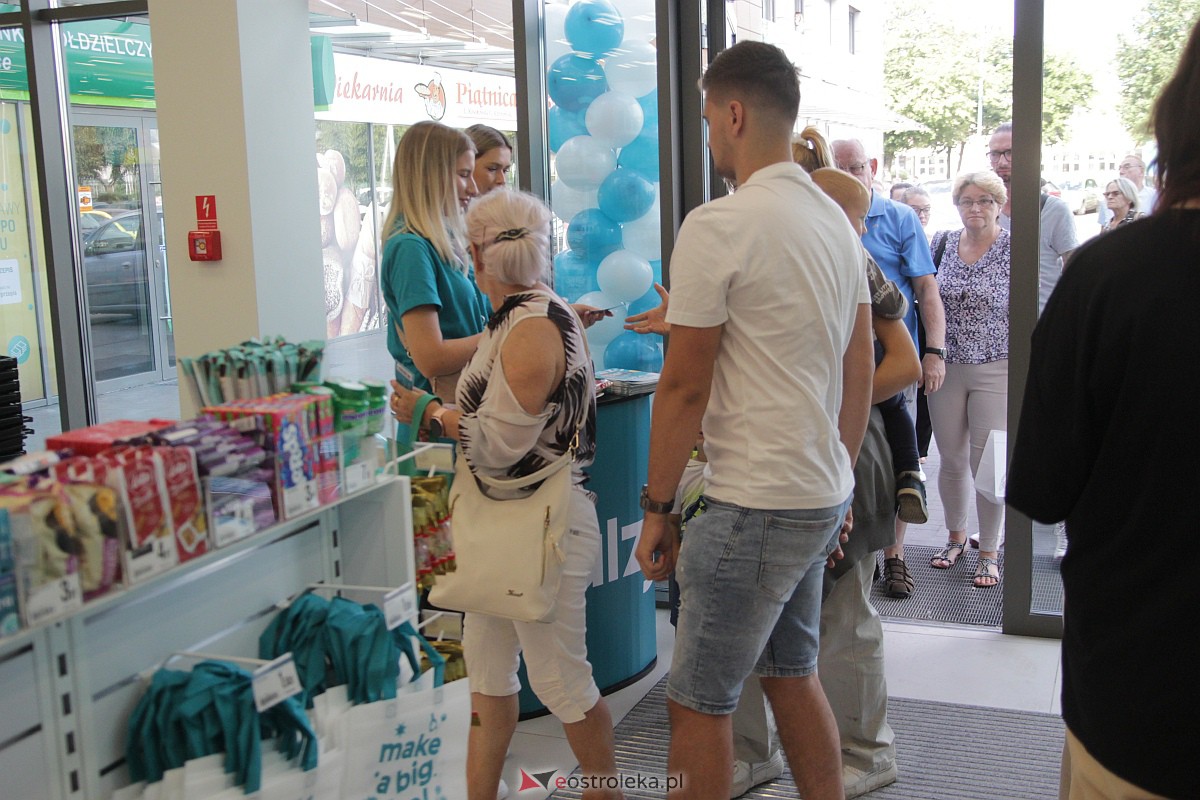 Wielkie otwarcie sklepu Dealz w Ostrołęce! [25.08.2023] - zdjęcie #13 - eOstroleka.pl