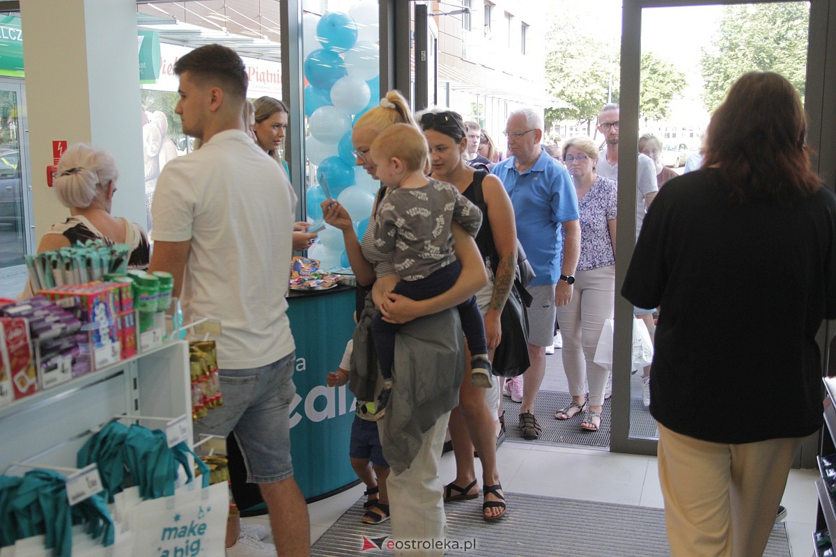 Wielkie otwarcie sklepu Dealz w Ostrołęce! [25.08.2023] - zdjęcie #12 - eOstroleka.pl