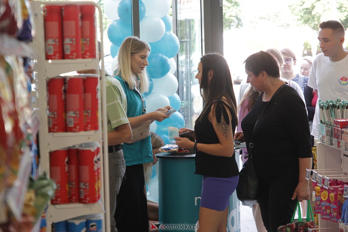 Wielkie otwarcie sklepu Dealz w Ostrołęce! [25.08.2023] - zdjęcie #1 - eOstroleka.pl