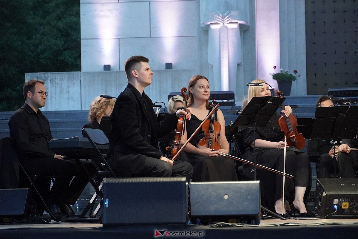 VIII Festiwal Muzyczny „Ostrołęckie Operalia”. Koncert Kocham Polskie Kino - zdjęcie #37 - eOstroleka.pl