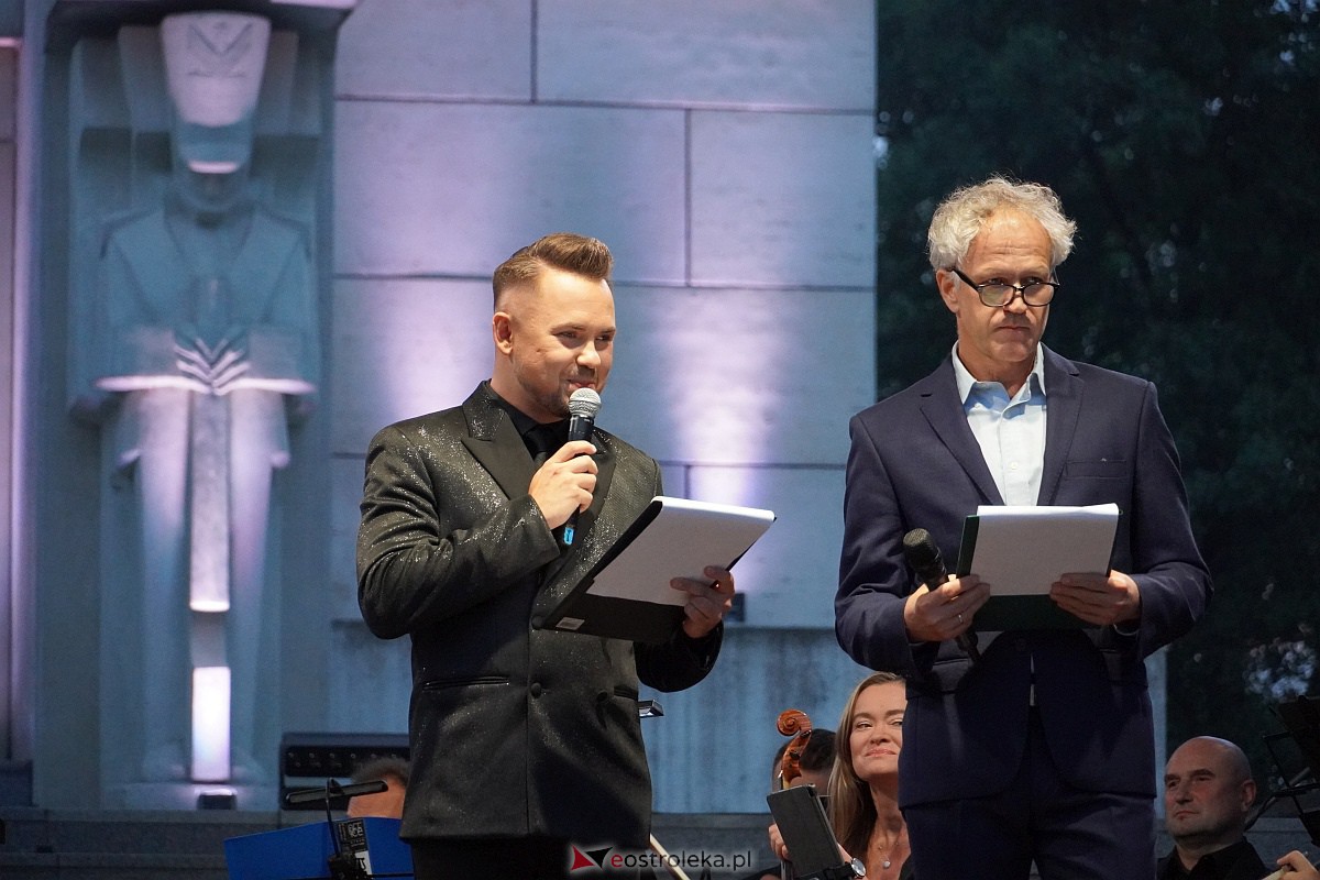 VIII Festiwal Muzyczny „Ostrołęckie Operalia”. Koncert Kocham Polskie Kino - zdjęcie #35 - eOstroleka.pl