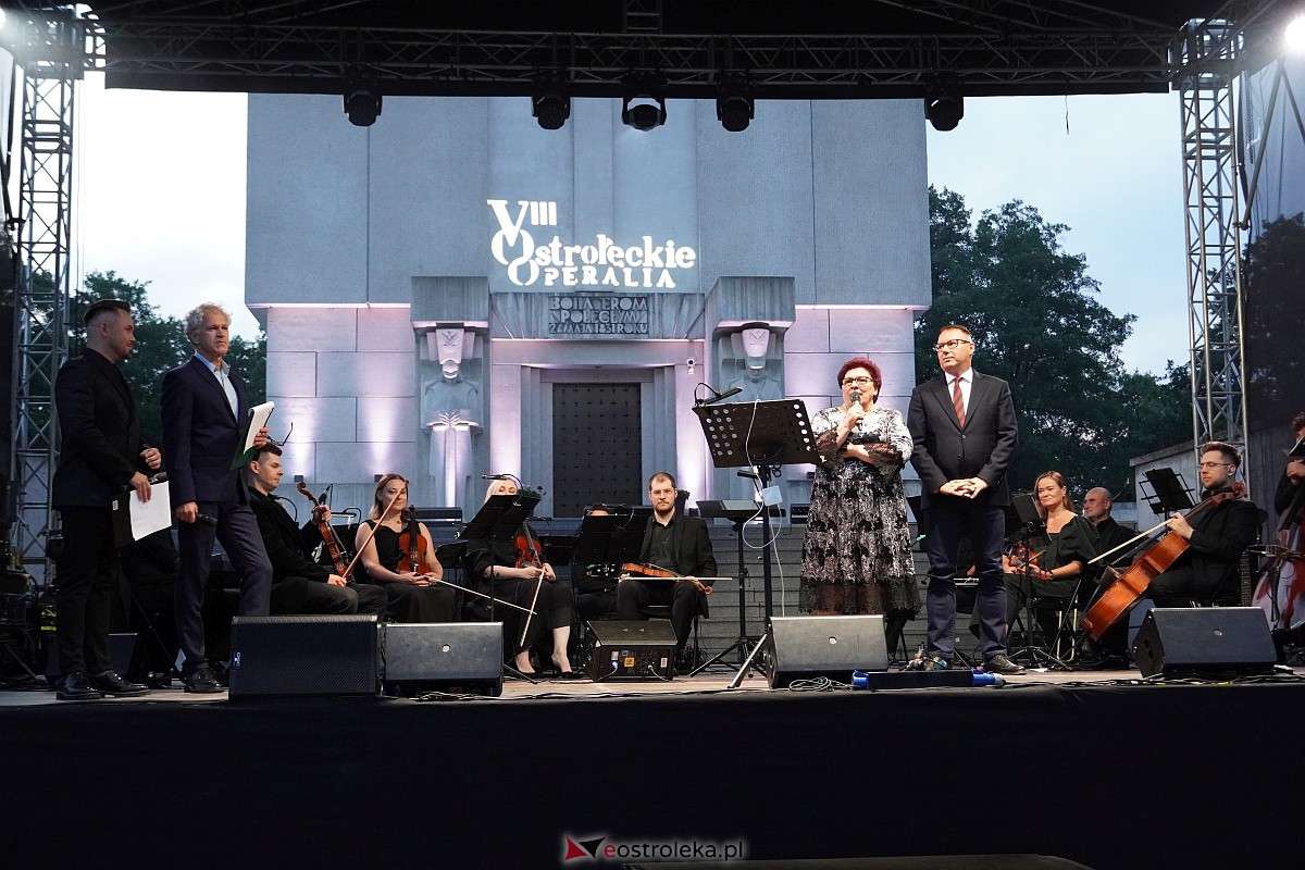 VIII Festiwal Muzyczny „Ostrołęckie Operalia”. Koncert Kocham Polskie Kino - zdjęcie #32 - eOstroleka.pl