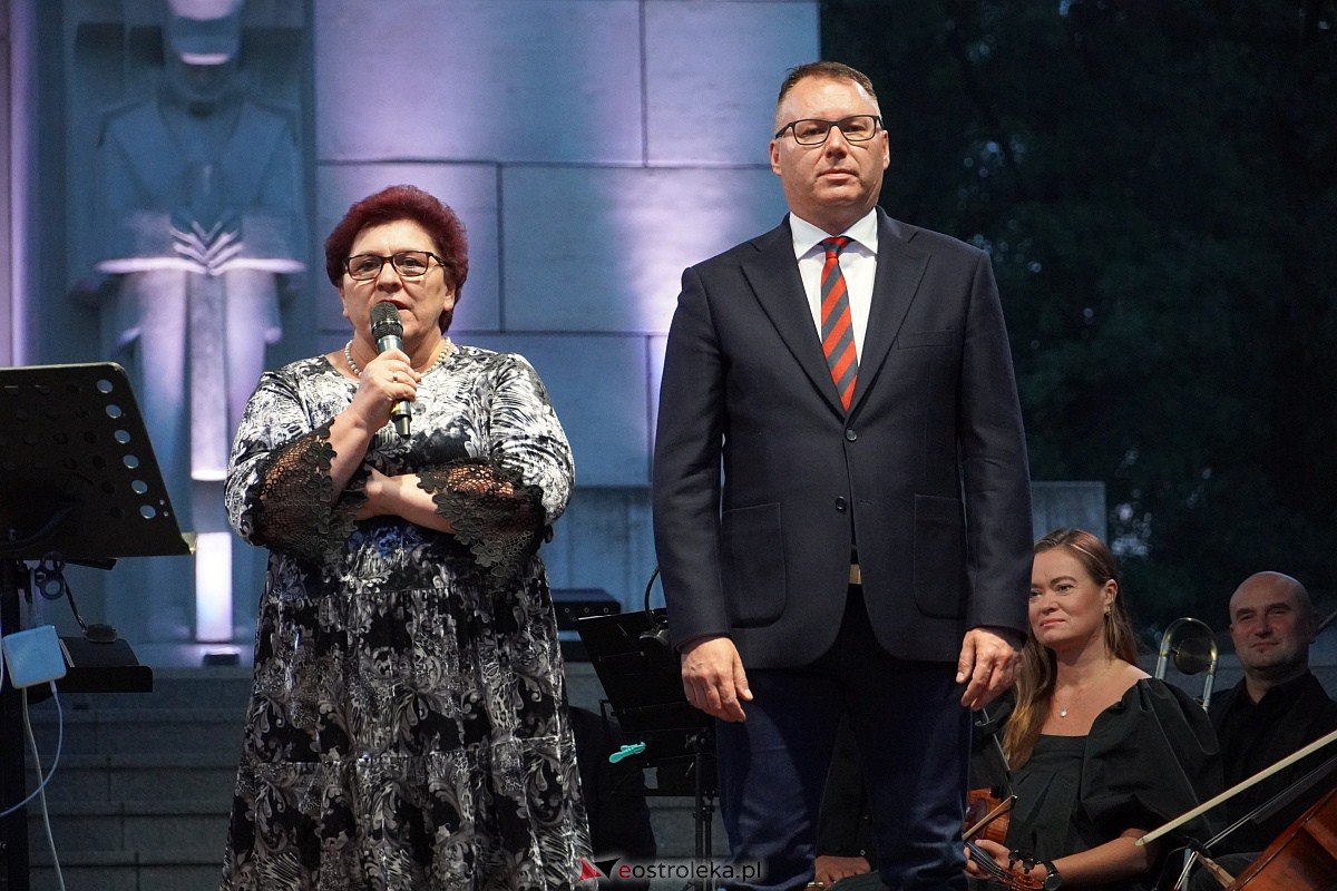 VIII Festiwal Muzyczny „Ostrołęckie Operalia”. Koncert Kocham Polskie Kino - zdjęcie #30 - eOstroleka.pl